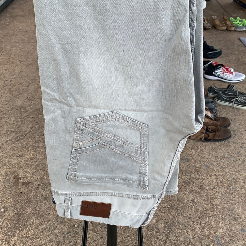 Buckle jeans